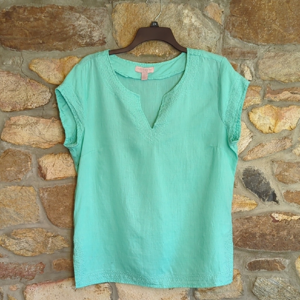 Saint Tropez West 100% Linen Mint Green Split-Neck Short Sleeve Blouse